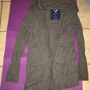 American Eagle Cardigan